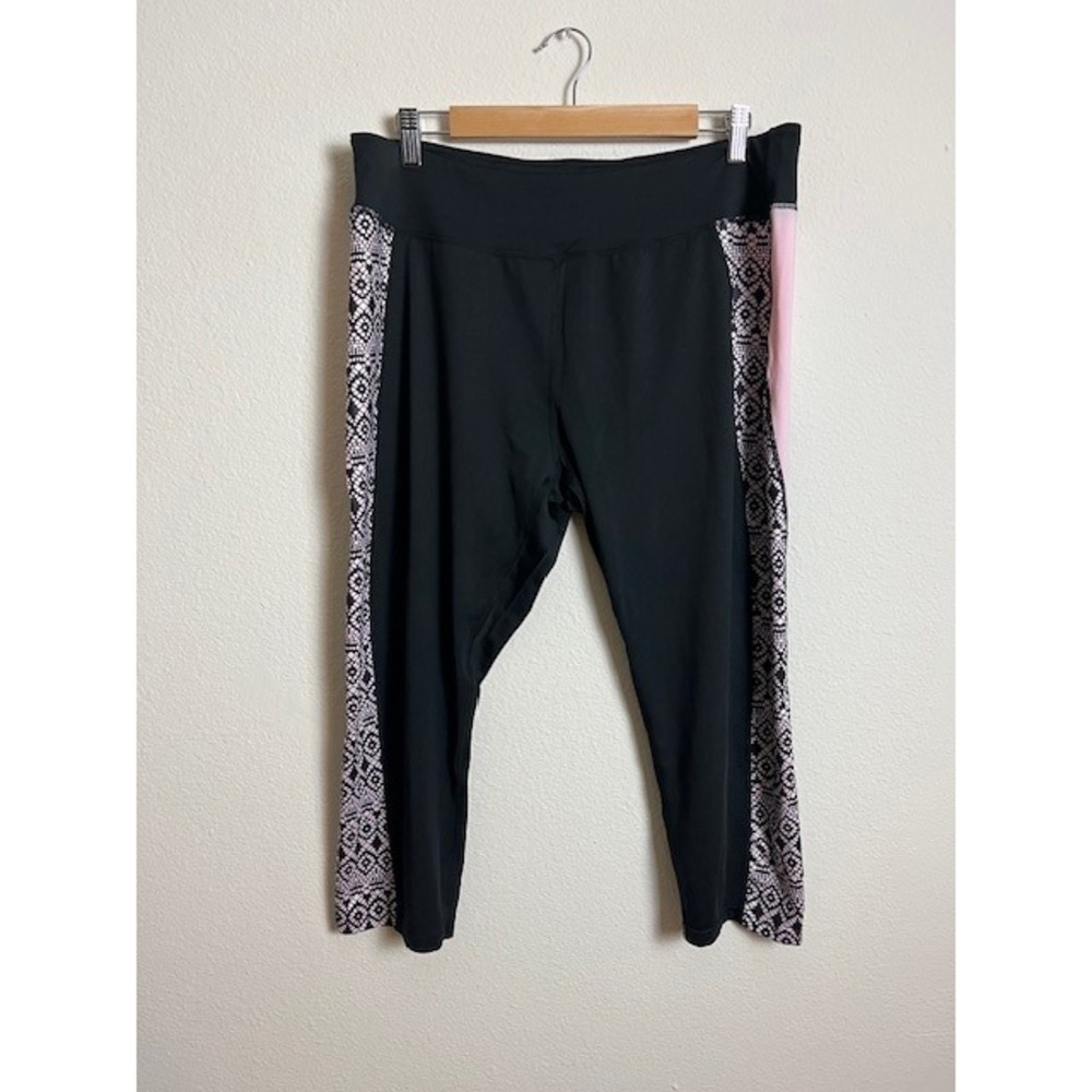 Ekouaer Capri Leggings XXL Black Pink Pattern Activewear Athletic Stretchy Pants